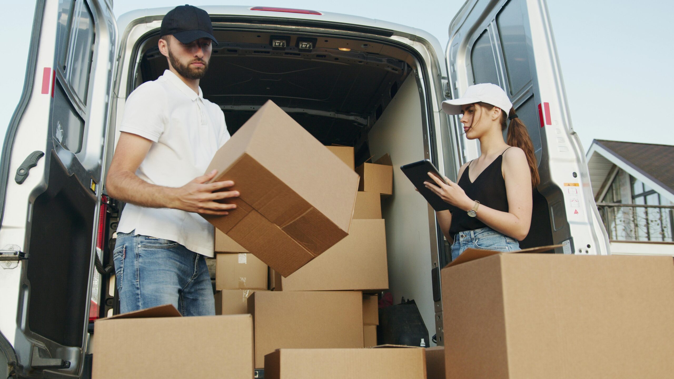 Cargo services from Marina to Russia