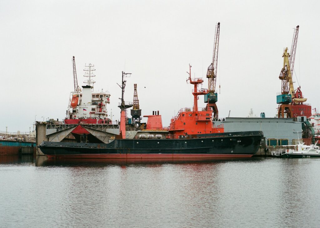 Cargo containers being shipped from Dubai to Lisbon, emphasizing safe and secure transport.