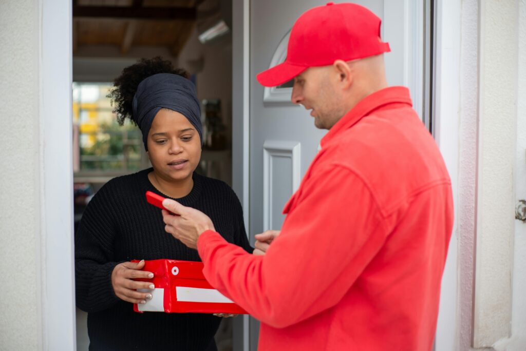 Cargo delivery service from Dubai to Lisbon with door-to-door convenience.
